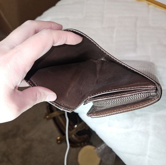 Louis Vuitton Brown Epi Leather Porte Monnaie Wallet - Picture 8 of 11
